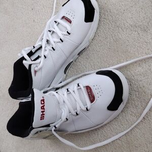 Shaq Platinum white and black sneakers. NWT. Size 11